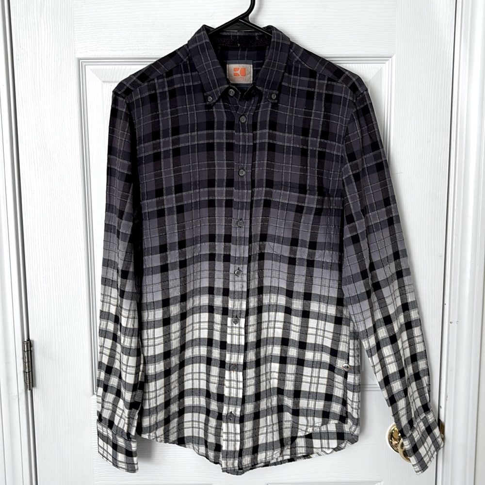 BOSS Orange Hugo Boss Gray Plaid Ombre Button Up Long Sleeve Short Men’s Small